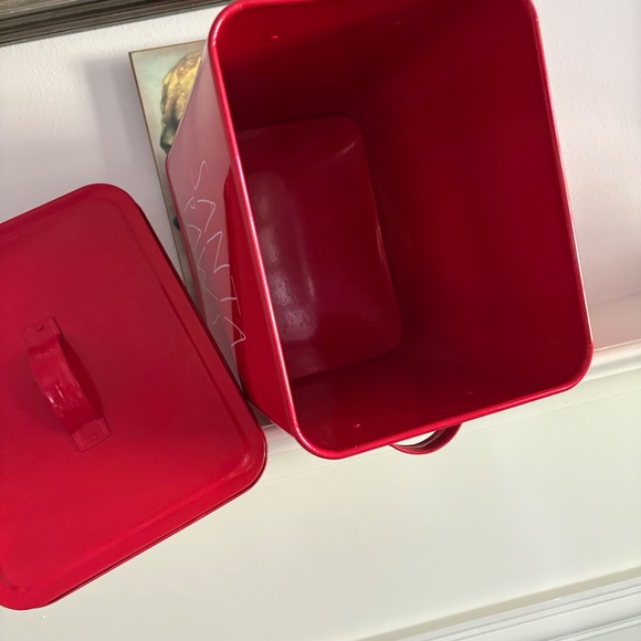 Rae Dunn treat bin (never used!) - Picture 5 of 5